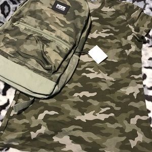 VS Pink T-Shirt and Backpack